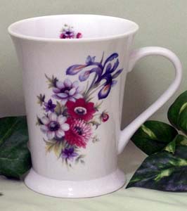 Iris Spray 12oz Latte Mug     