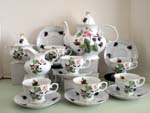 Blackberry 15pc Tea Set       