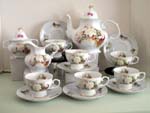 White Rose Spray 15pc Tea Set      