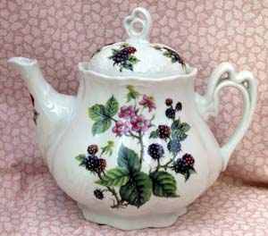 Blackberry Ashley Teapot       